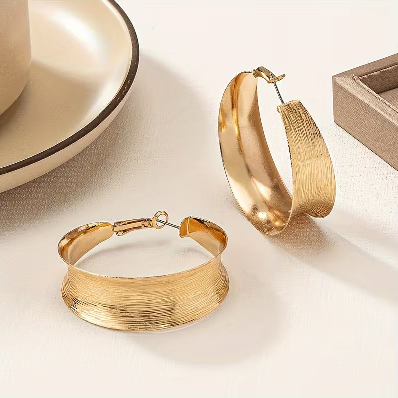 Vintage Golden Hollow Hoop Earrings