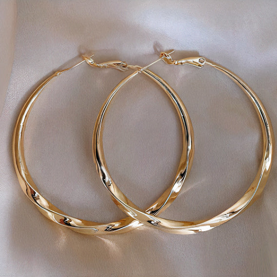 Essential Gold Hoop Earrings