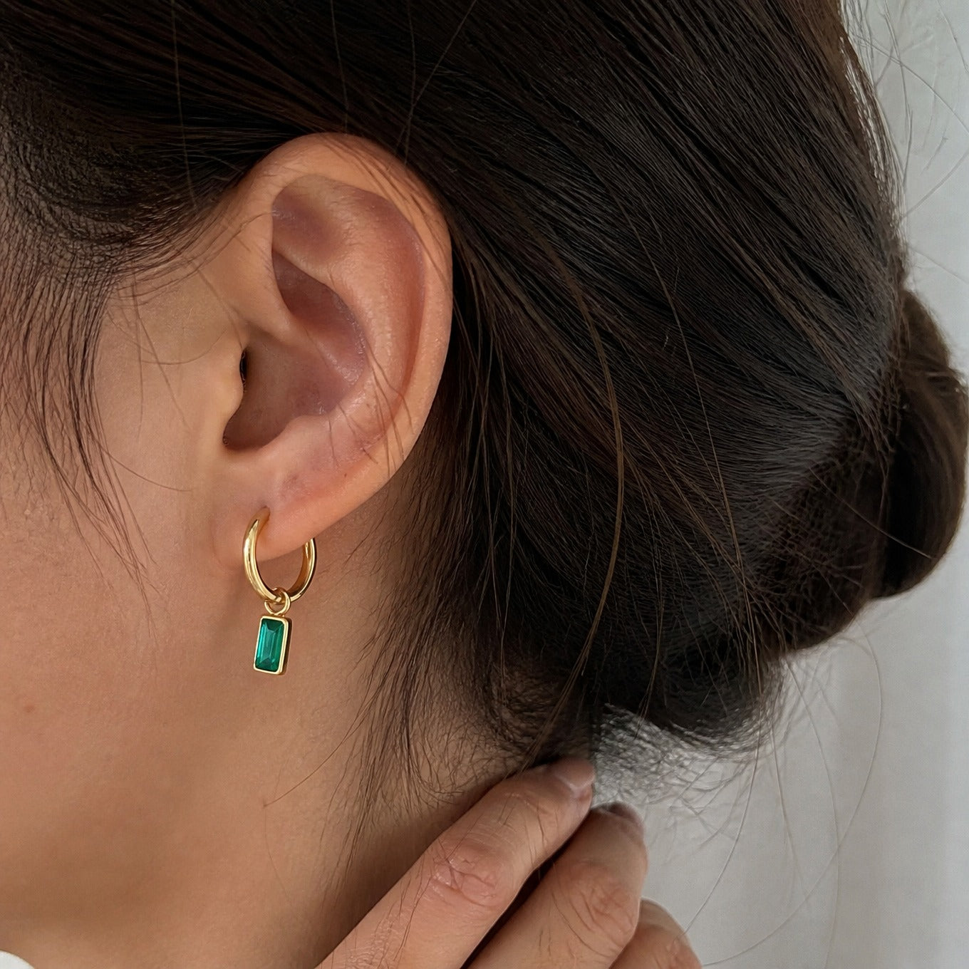 Minimal Teardrop Statement Earrings