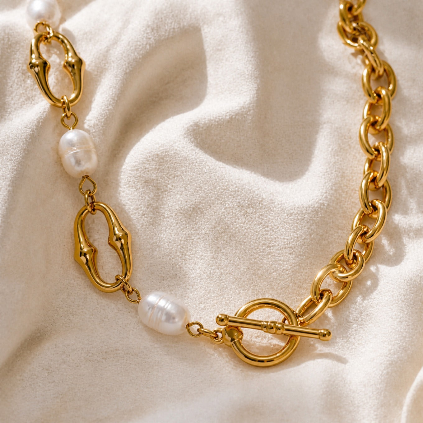 Pearl Essence Chain Necklace