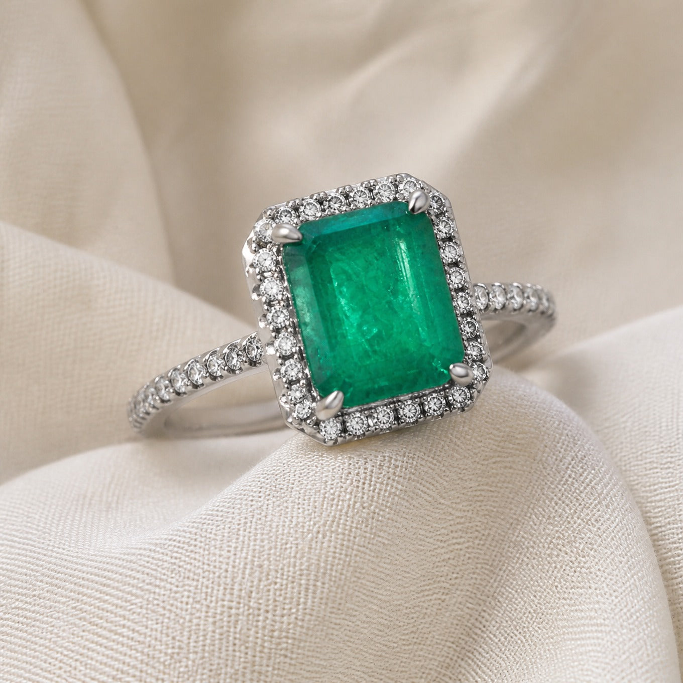 Emerald Nocturne Jewel Ring