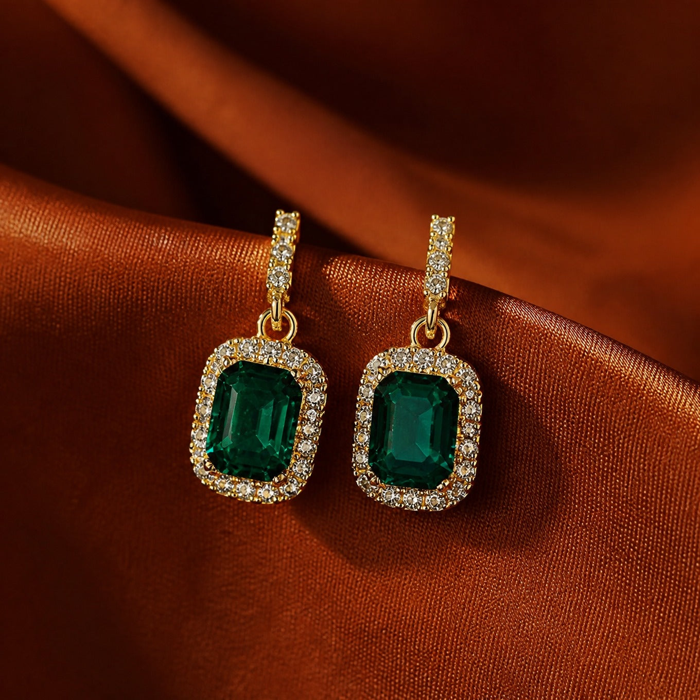 Heirloom Emerald Gold Earrings