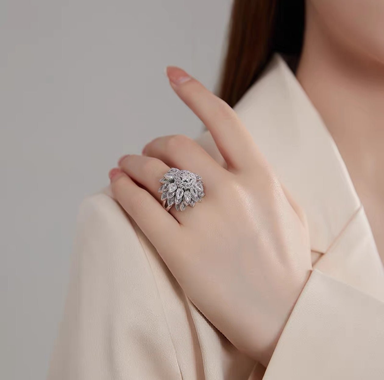 Sunflare Bloom Vintage Ring